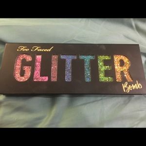 Too Faced Glitter Bomb Eyeshadow Palette